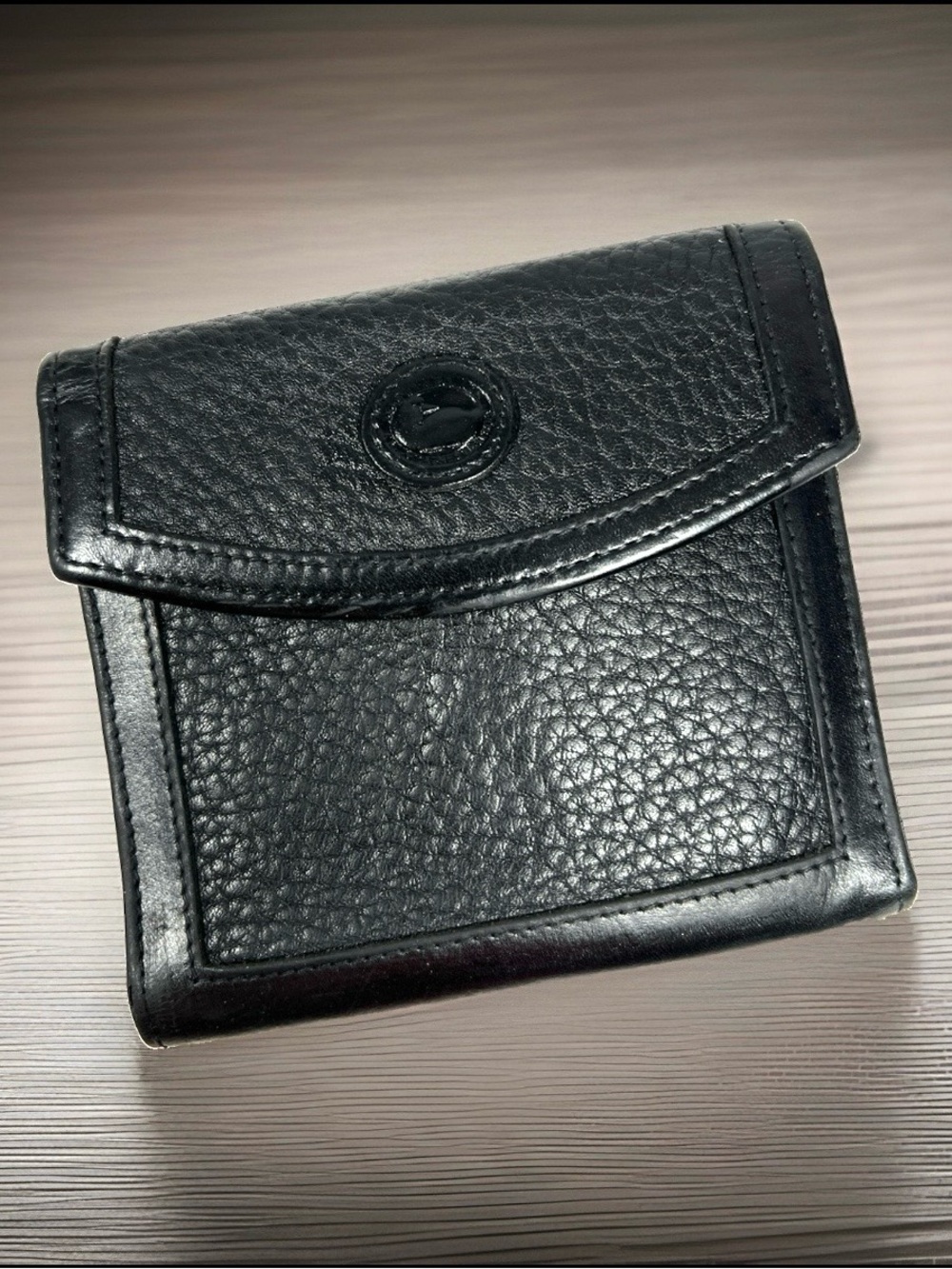 🦆 DOONEY & BOURKEY 90'S AWL PEBBLE TRIFOLD BLACK KISSLOCK POUCH COIN BAG
VINTAGE